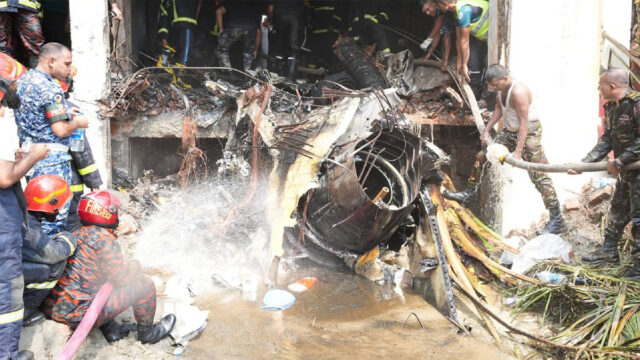 plane-crash-1