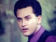 ‘আমার প্রিয় নায়কের বুকে আমি নিজেই ছুরি চালাই’