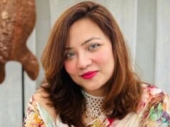 কথায় কটূক্তি, জবাবে যুক্তির আগুন— মোনামি দেখালেন শিক্ষক কেমন হলে গর্ব করা যায়