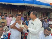 বিএনপি নেতাকে ১০ লাখ টাকার চেক দেওয়া কর্মীর অ্যাকাউন্টে ৩৪১২ টাকা