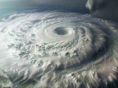 ঘূর্ণিঝড় ‘ডিটওয়াহ’ বাংলাদেশে আঘাত হানবে কি না, জানা গেল