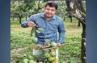 আমি তারেক, পেশায় একজন আইটি ব্যাবসায়ী ছিলাম