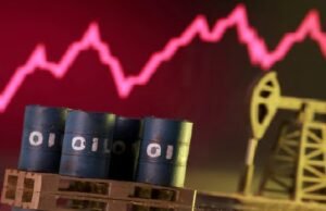 প্রায় ২৫ শতাংশ বেড়ে গেল জ্বালানি তেলের দাম