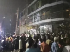 রিকশাচালক ও পুলিশের রাতভর সংঘর্ষ, জানা গেল আসল কারণ