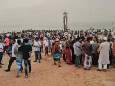 পদ্মায় ডুবে যাওয়া বাসটি কত ফুট গভীরে, জানালেন ডুবুরিরা