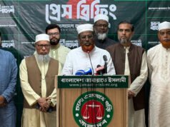 ফলাফল শিটে সই নিয়ে এজেন্টদের বের করে দেওয়া হচ্ছে: পরওয়ার