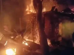 চাঁদাবাজির প্রতিবাদ করায় ছাত্রদল নেতার বাড়িতে আগুন