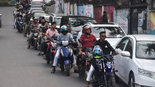 565665220-69d3632d91fc4