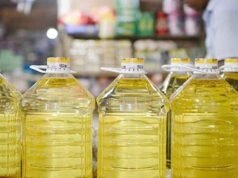 যে কারণে উধাও বোতলজাত সয়াবিন তেল