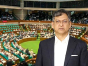 রাষ্ট্রপতিকে দিয়ে জোর করে রাজহংসের ডিম পাড়ানো হয়েছে : স্বরাষ্ট্রমন্ত্রী