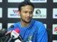 একটা সময় দেখতাম সবাই আওয়ামী লীগ করে, এখন দেখি কেউই করে না