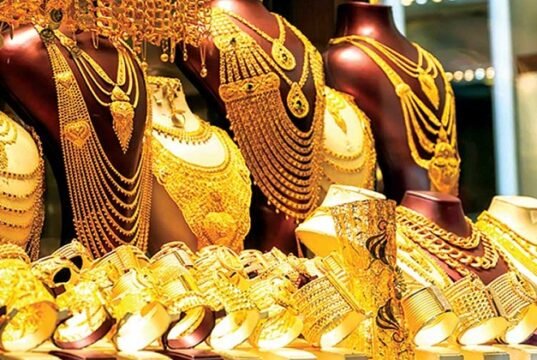 দেশের স্বর্ণের দামে আবারও বড় ধস, ভরি কত?