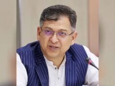 স্বরাষ্ট্র মন্ত্রণালয় ছেড়ে কেন স্থানীয় সরকার মন্ত্রণালয়ে সালাহউদ্দিন আহমেদ? কৌ…Seemore