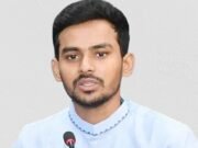 হঠাৎ রাজনীতি ছাড়ার ঘোষণা আসিফের