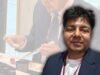 আমি আসলে জানতাম না, কোন হাতে ছুরি আর কোন হাতে কাটা চামচ নিতে হবে