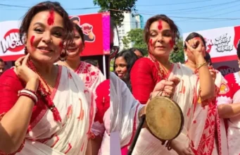 দশমীতে ঢাকেশ্বরী মন্দিরে সিঁদুর খেলায় মাতলেন শাওন