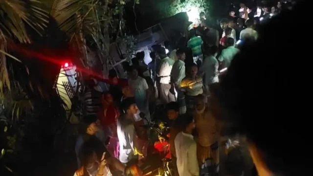 bus-accident-20261031221724