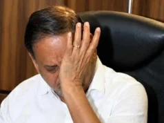 কাঁদতে কাঁদতে রাজনীতি ছাড়ার ঘোষণা সেই হুমায়ুনের