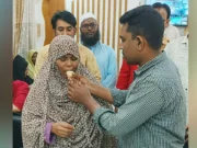 অবশেষে সেই মায়ের দায়িত্ব নিলেন ছেলে, চাইলেন ক্ষমা