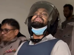 কাঠগড়ায় দুই হাত জোড় করে চারবার ক্ষমা চান আয়াস