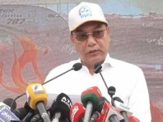 বিমানবন্দরে ঠিকমত দায়িত্ব পালনে পুরস্কার, অবহেলা করলে শাস্তি